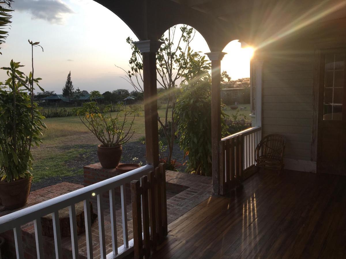 The 100 Year Old House Villa Nanyuki Bagian luar foto